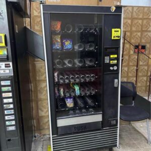 Automatic Products AP 121 Snack Vending Machine – Refurbished High-Capacity Vendor